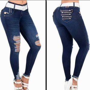 Beautiful Colombian Butt Lifter Rhinestone Skinny Jeans.